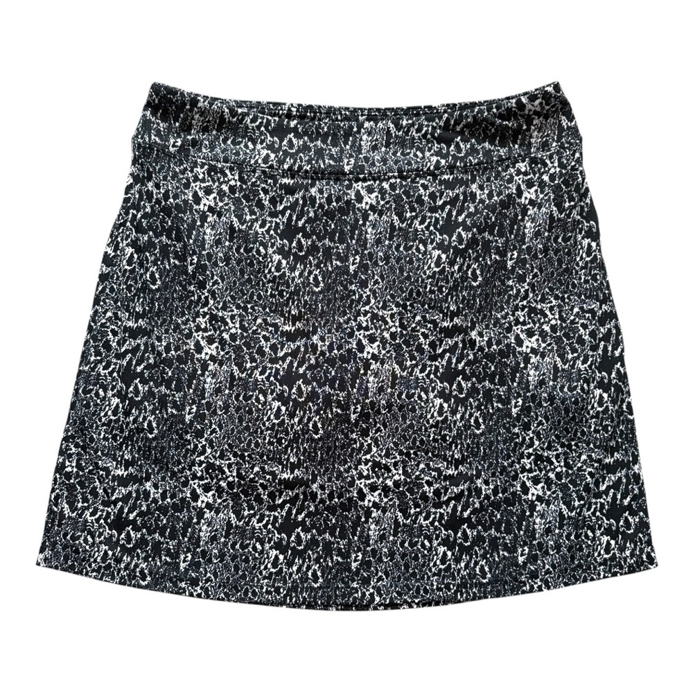 Seg’ments Luxe Black & White Animal Print Skort Size Medium - Picture 9 of 9